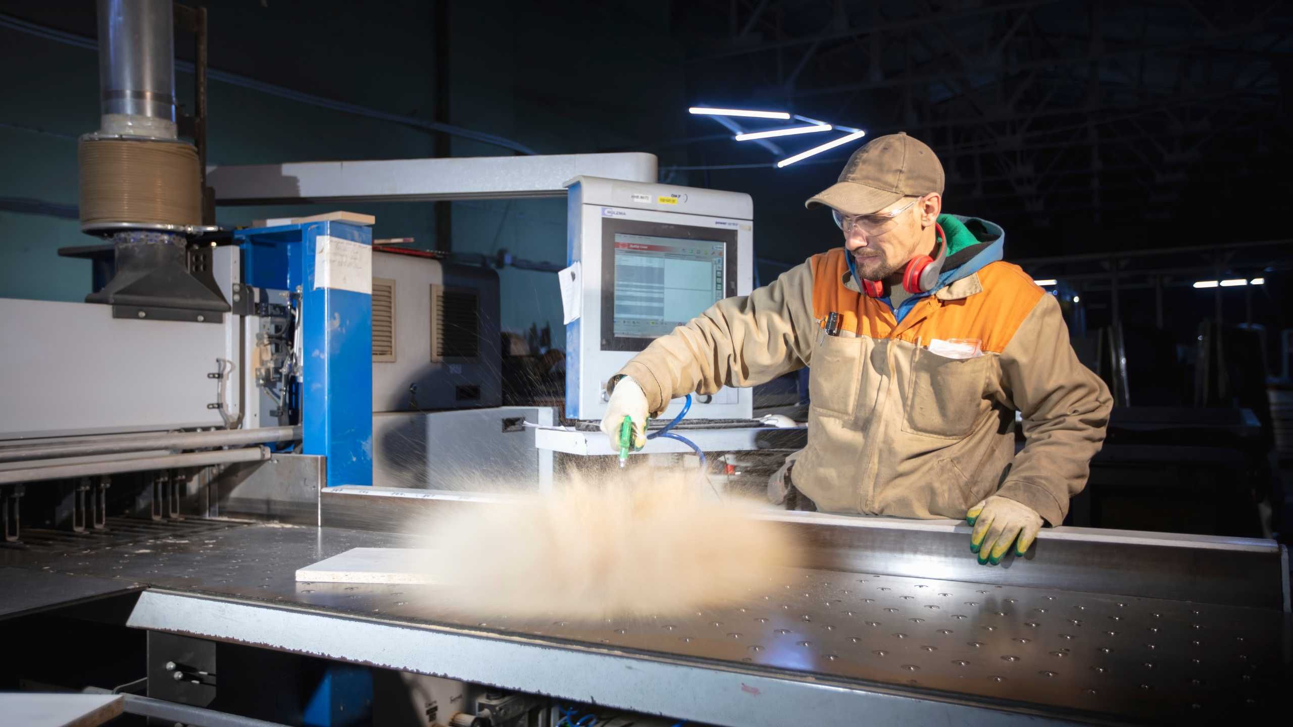 Realizare de mobilier